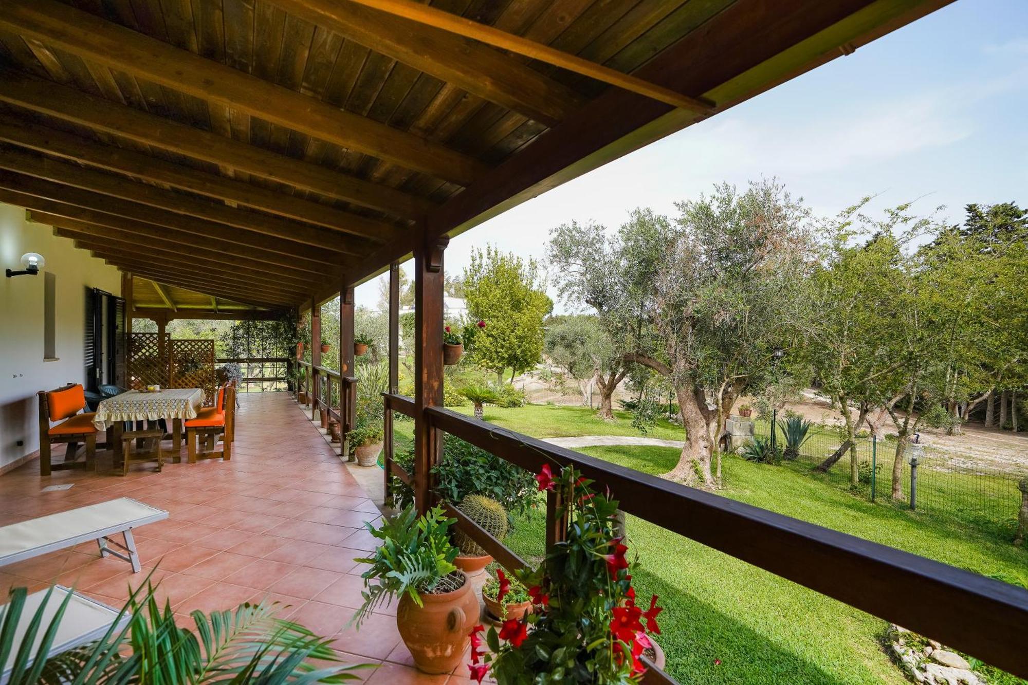 Casa Vacanza Russo Fernando Alimini Eksteriør billede
